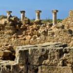 Unde este mai bine să te relaxezi în Larnaca sau Paphos?