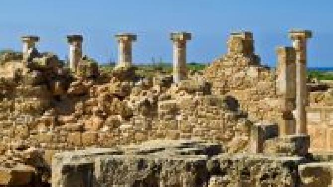 Unde este mai bine să te relaxezi în Larnaca sau Paphos?